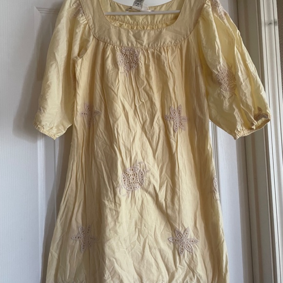 Adorable dress - Picture 6 of 6